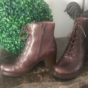Dansko boots Brand New without tags